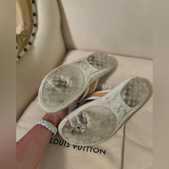 Louis Vuitton white sandals - Picture 6 of 8